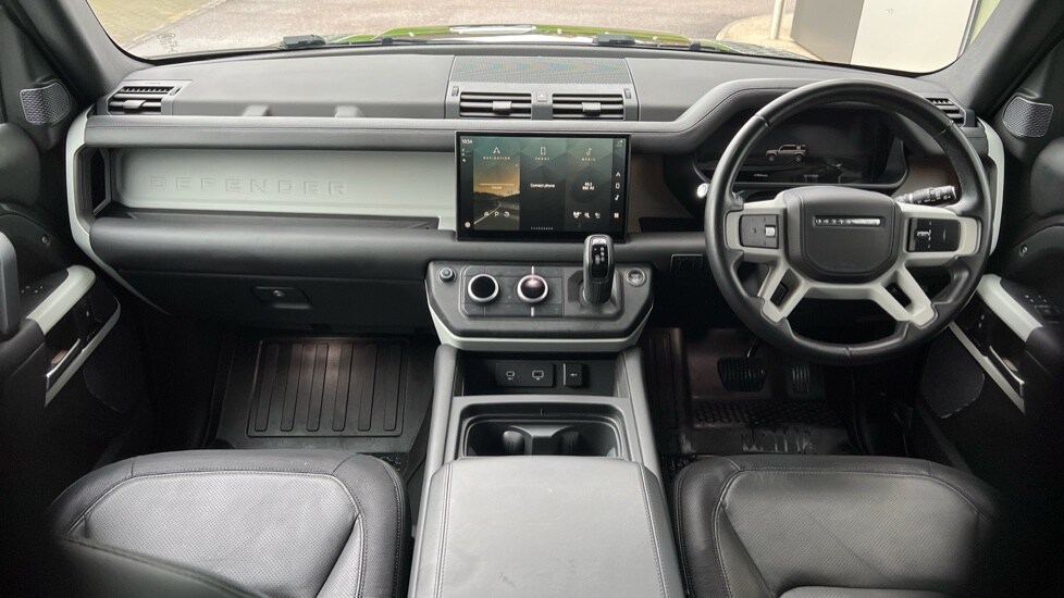 Used Land Rover Defender 2022 for sale - 76874045: Photo 9