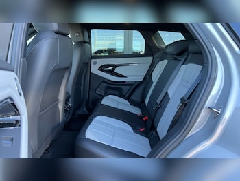 Used Land Rover Range Rover Evoque 2022 for sale - 76176372: Photo 4