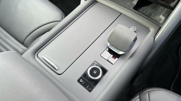Used Land Rover Discovery 2023 for sale - 76161513: Photo 13