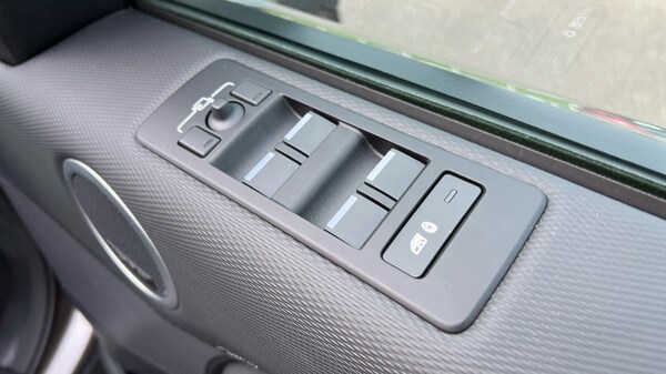 Used Land Rover Discovery 2023 for sale - 76161513: Photo 35