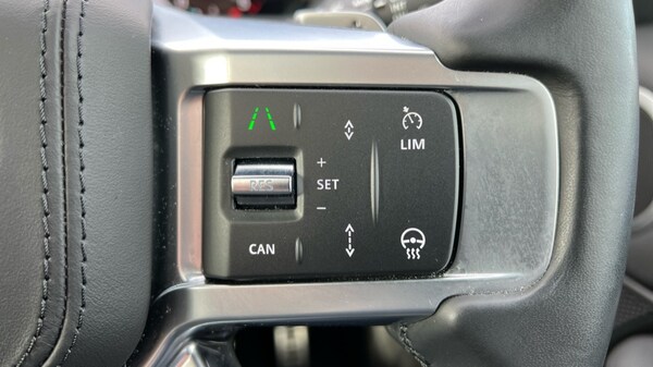 Used Land Rover Discovery 2023 for sale - 76161513: Photo 37