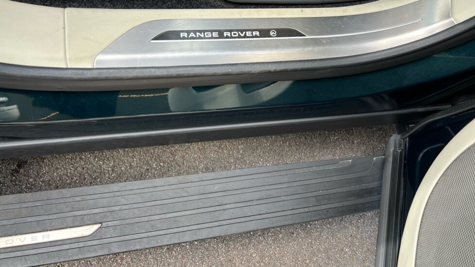 Used Land Rover Range Rover 2023 for sale - 76888869: Photo 34