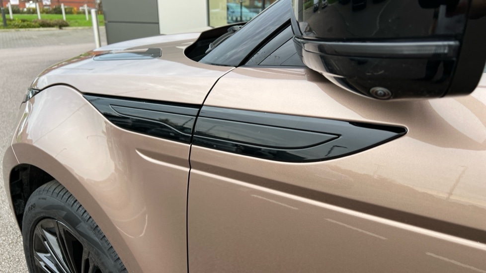 Used Land Rover Range Rover Evoque 2025 for sale - 76869809: Photo 20