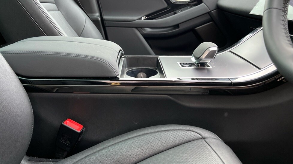 Used Land Rover Range Rover Evoque 2025 for sale - 76869809: Photo 22