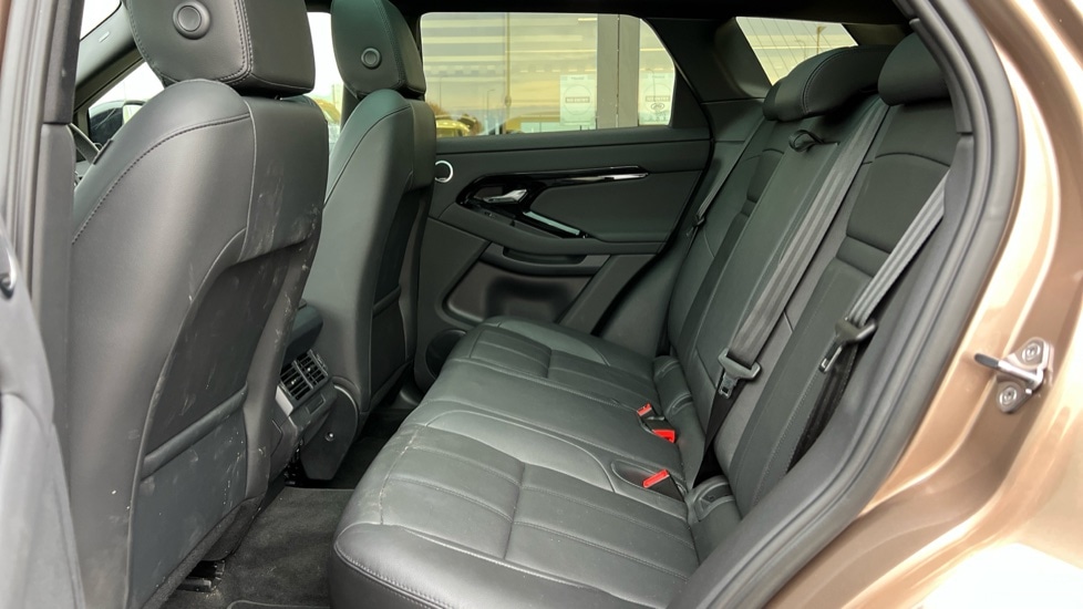 Used Land Rover Range Rover Evoque 2025 for sale - 76869809: Photo 4