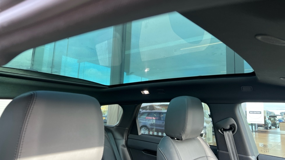 Used Land Rover Range Rover Evoque 2023 for sale - 76873913: Photo 21