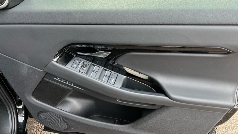 Used Land Rover Range Rover Evoque 2023 for sale - 76873913: Photo 34