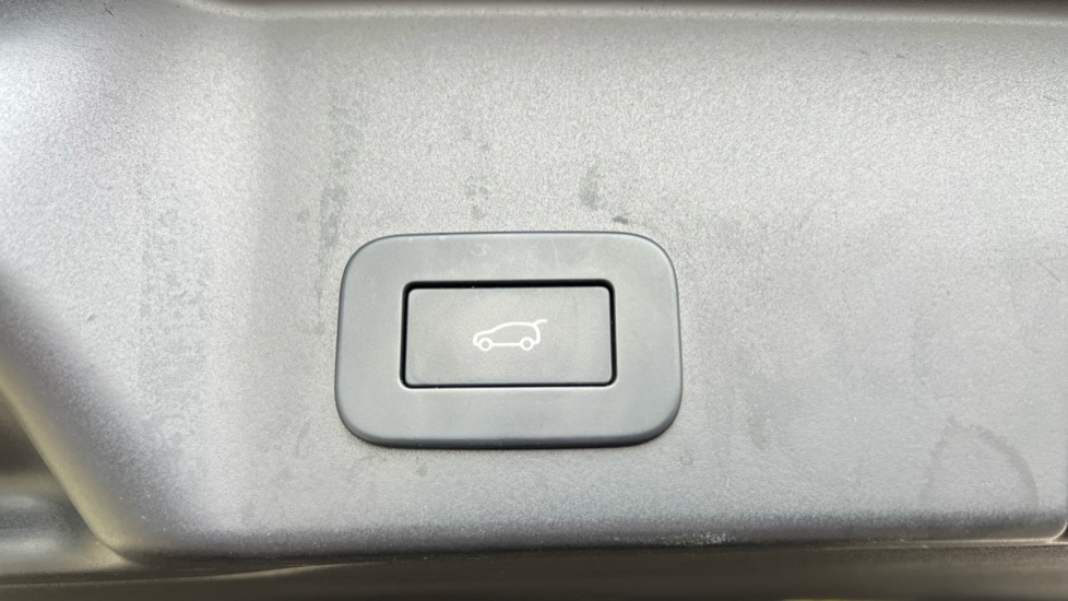 Used Land Rover Range Rover Evoque 2023 for sale - 76873913: Photo 57