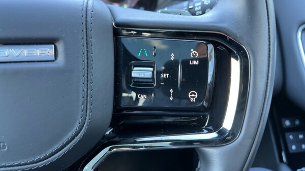 Used Land Rover Range Rover Velar 2025 for sale - 76272886: Photo 38
