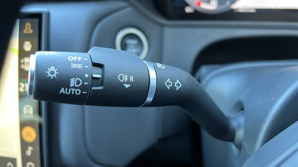 Used Land Rover Range Rover Velar 2025 for sale - 76272886: Photo 40