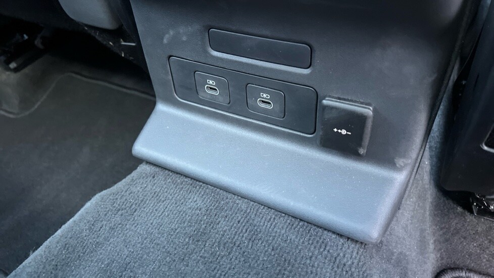 Used Land Rover Range Rover Velar 2025 for sale - 76272886: Photo 43