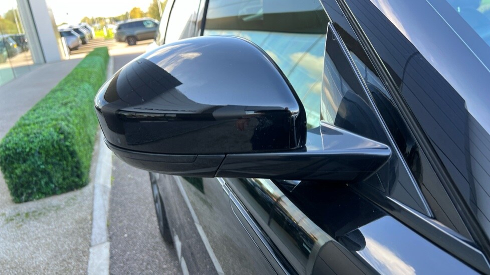 Used Land Rover Range Rover Velar 2025 for sale - 76272886: Photo 47