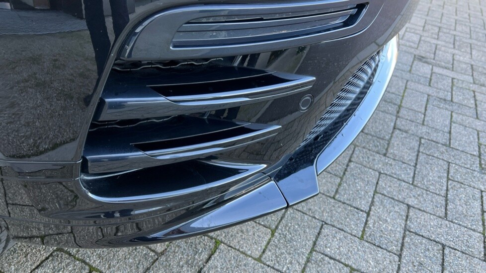 Used Land Rover Range Rover Velar 2025 for sale - 76272886: Photo 48