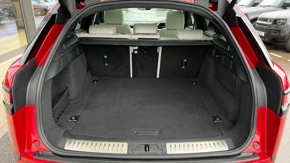Used Land Rover Range Rover Velar 2021 for sale - 76869212: Photo 10