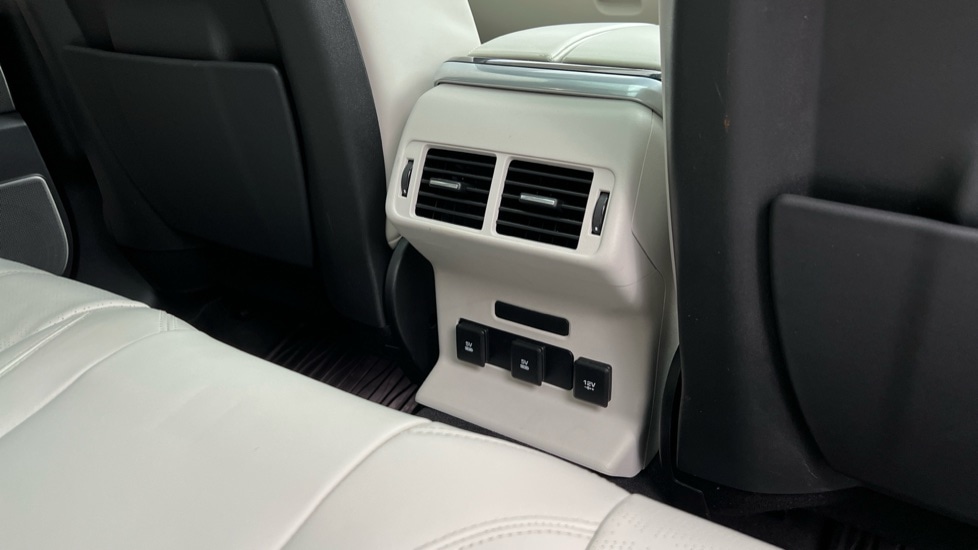 Used Land Rover Range Rover Velar 2021 for sale - 76869212: Photo 18