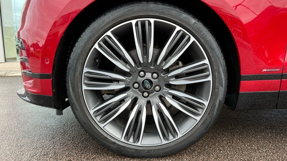 Used Land Rover Range Rover Velar 2021 for sale - 76869212: Photo 32