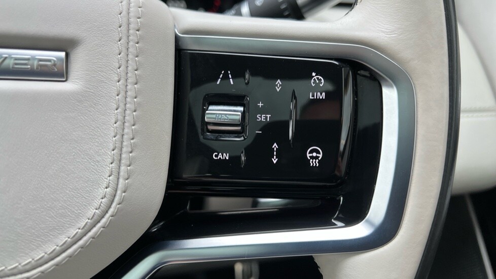 Used Land Rover Range Rover Velar 2021 for sale - 76869212: Photo 38