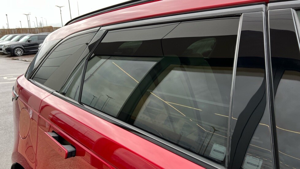 Used Land Rover Range Rover Velar 2021 for sale - 76869212: Photo 51