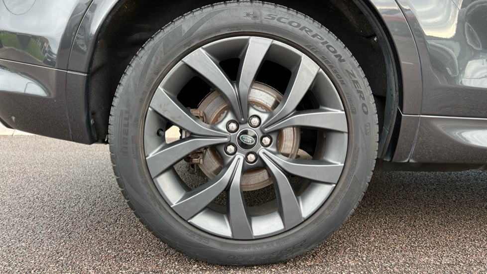 Used Land Rover Discovery Sport 2022 for sale - 76044425: Photo 31