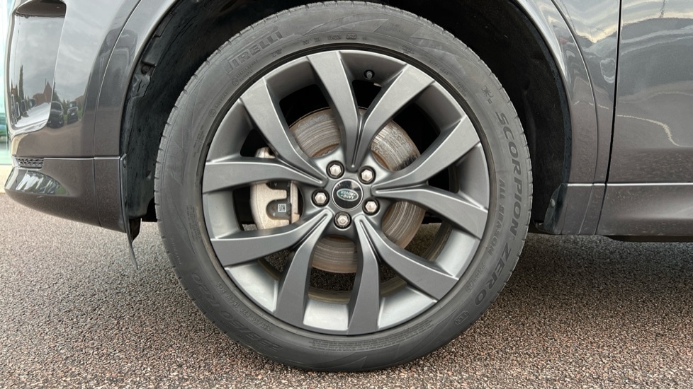 Used Land Rover Discovery Sport 2022 for sale - 76044425: Photo 32