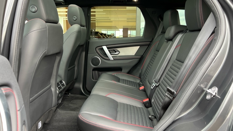 Used Land Rover Discovery Sport 2022 for sale - 76044425: Photo 4