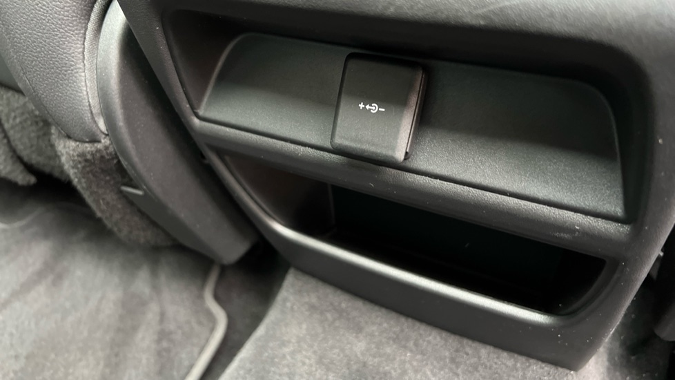 Used Land Rover Discovery Sport 2022 for sale - 76044425: Photo 48