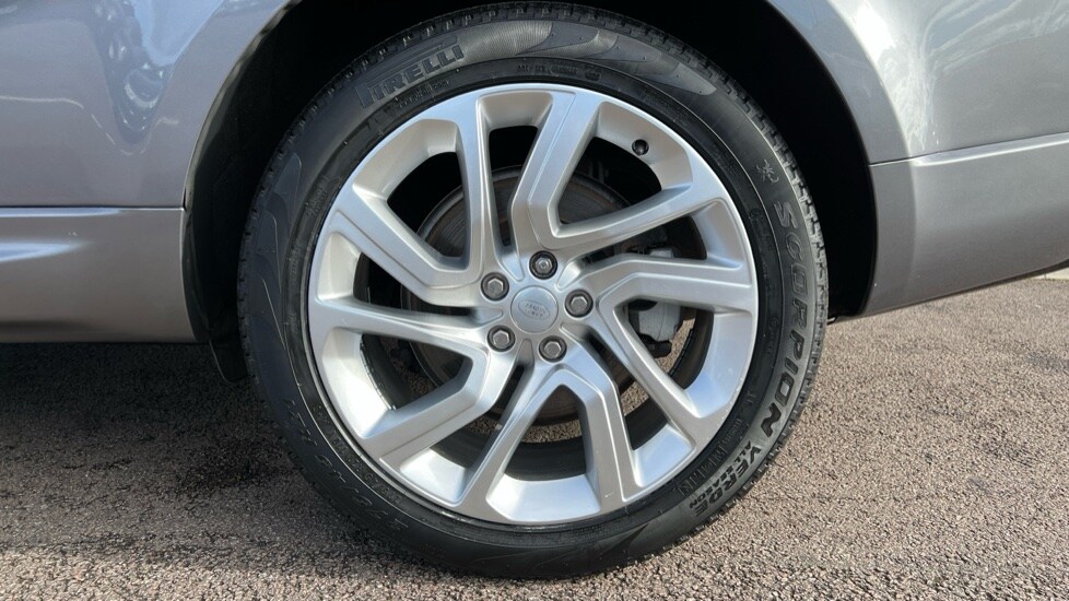 Used Land Rover Range Rover Sport 2022 for sale - 76870260: Photo 33