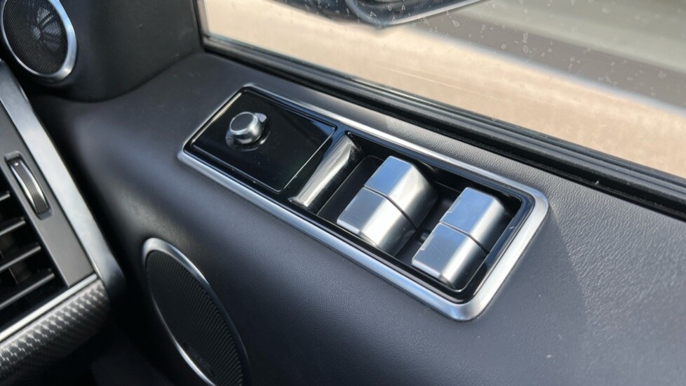 Used Land Rover Range Rover Sport 2022 for sale - 76870260: Photo 34