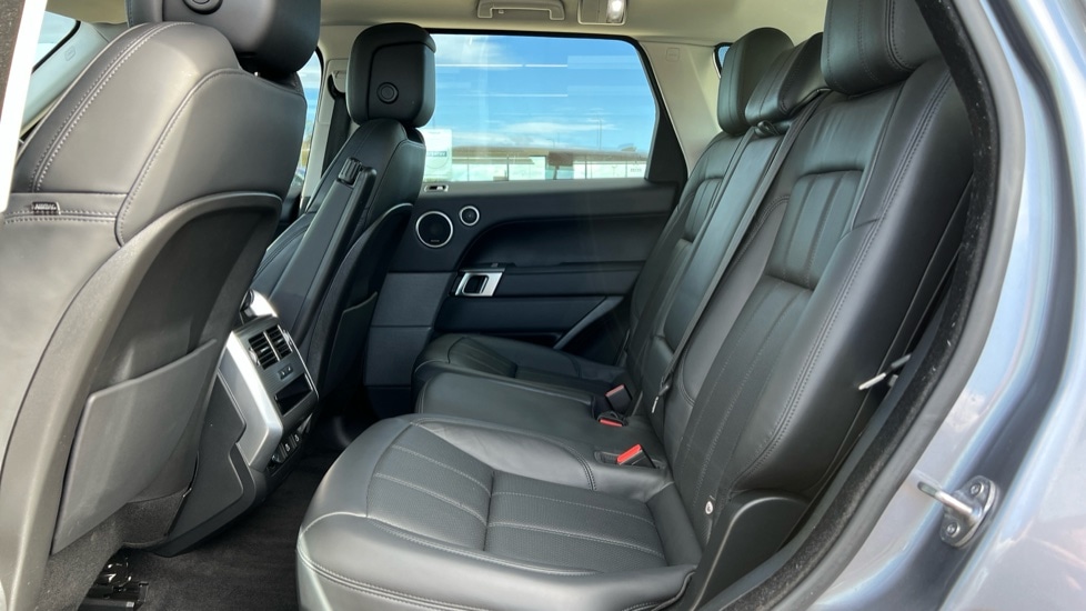 Used Land Rover Range Rover Sport 2022 for sale - 76870260: Photo 4