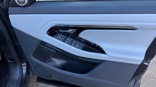 Used Land Rover Range Rover Evoque 2022 for sale - 76086798: Photo 24