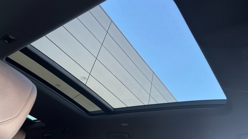 Used Land Rover Defender 2024 for sale - 76873756: Photo 38