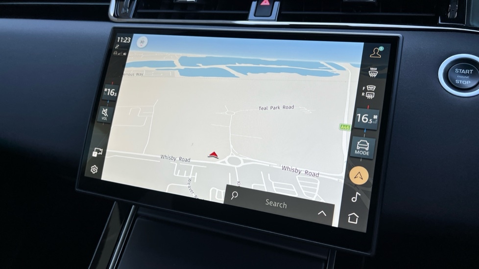 Used Land Rover Range Rover Evoque 2025 for sale - 76870769: Photo 11