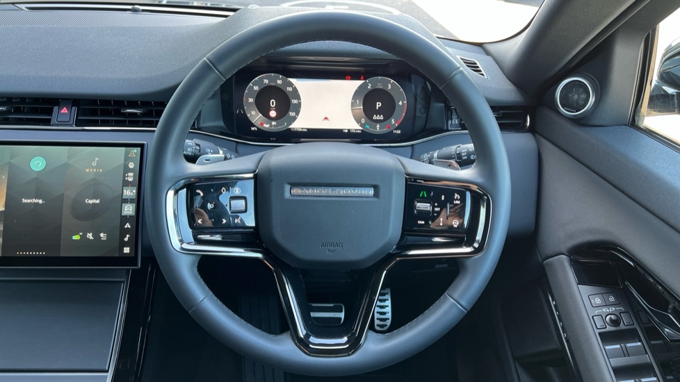 Used Land Rover Range Rover Evoque 2025 for sale - 76870769: Photo 15