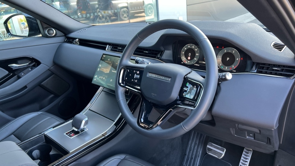 Used Land Rover Range Rover Evoque 2025 for sale - 76870769: Photo 28