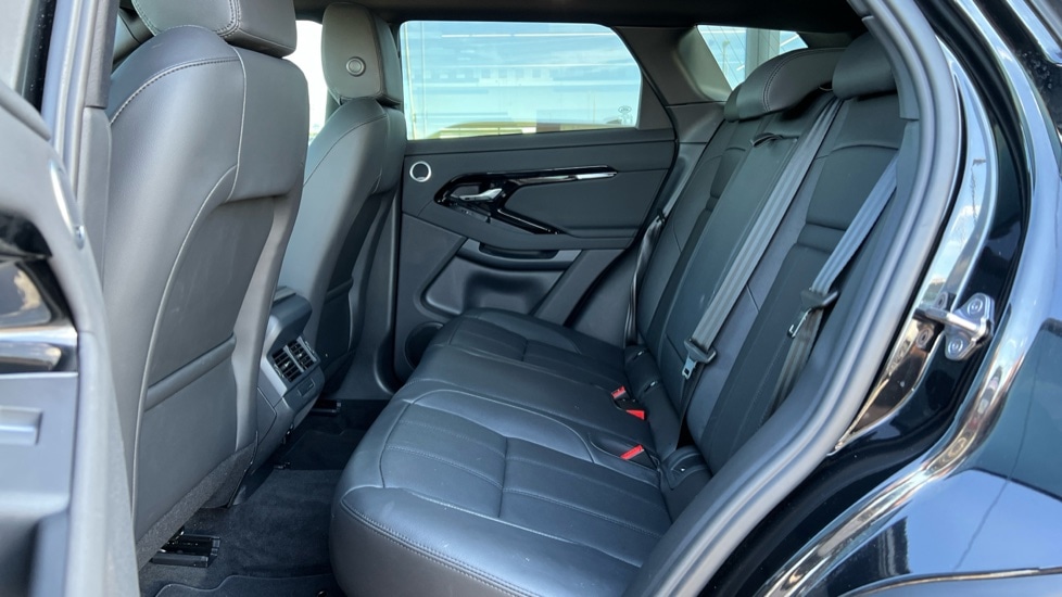 Used Land Rover Range Rover Evoque 2025 for sale - 76870769: Photo 4