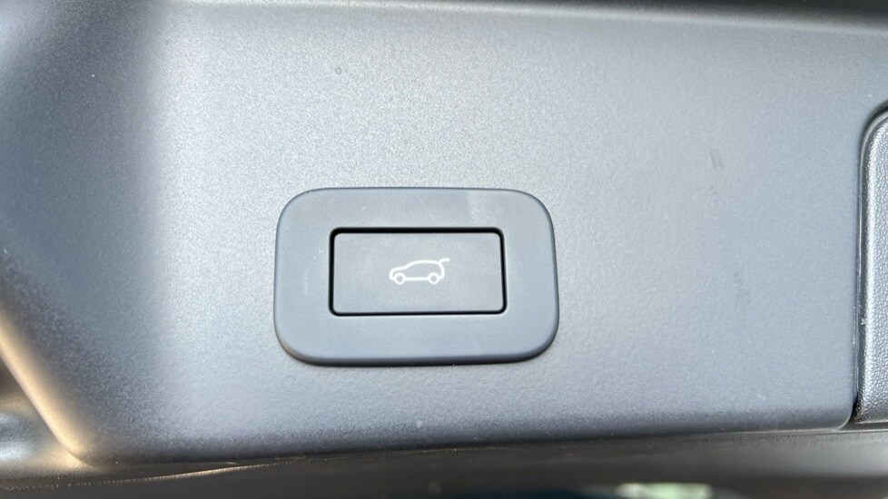 Used Land Rover Range Rover Evoque 2025 for sale - 76870769: Photo 56