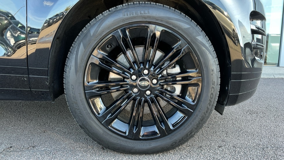 Used Land Rover Range Rover Evoque 2025 for sale - 76870769: Photo 8