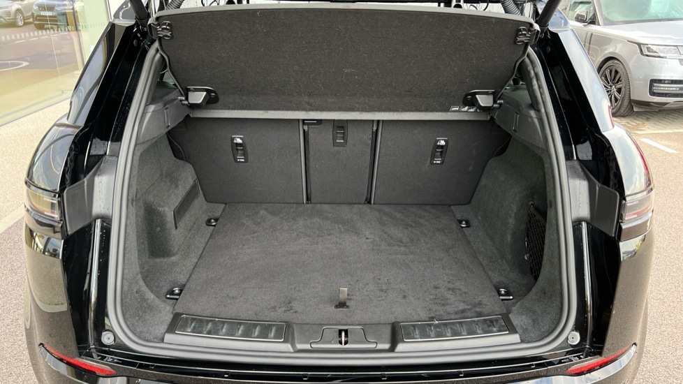 Used Land Rover Range Rover Evoque 2025 for sale - 76044507: Photo 10