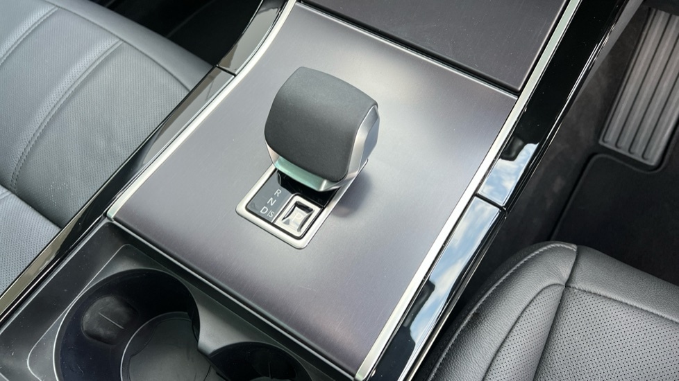 Used Land Rover Range Rover Evoque 2025 for sale - 76044507: Photo 13