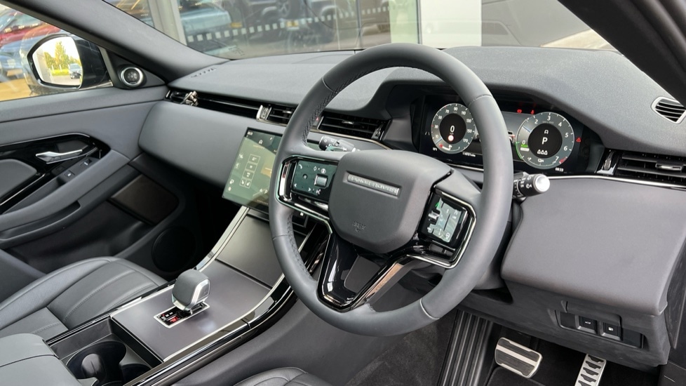 Used Land Rover Range Rover Evoque 2025 for sale - 76044507: Photo 28