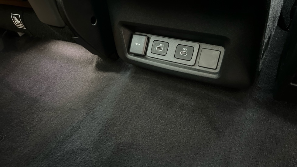 Used Land Rover Discovery 2025 for sale - 76937558: Photo 53