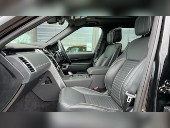 Used Land Rover Discovery 2021 for sale - 75742886: Photo