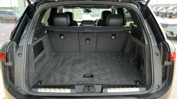 Used Land Rover Range Rover Sport 2025 for sale - 76190964: Photo 10