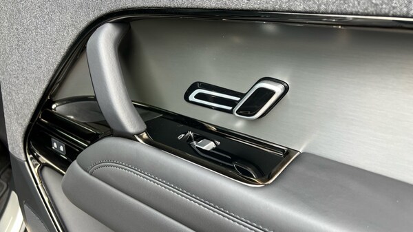 Used Land Rover Range Rover Sport 2025 for sale - 76190964: Photo 53