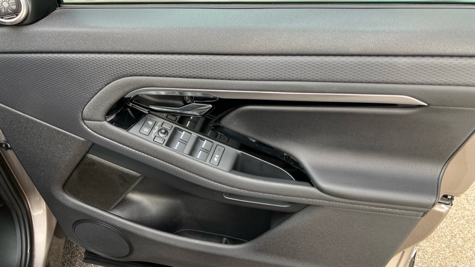 Used Land Rover Range Rover Evoque 2023 for sale - 76587074: Photo 34