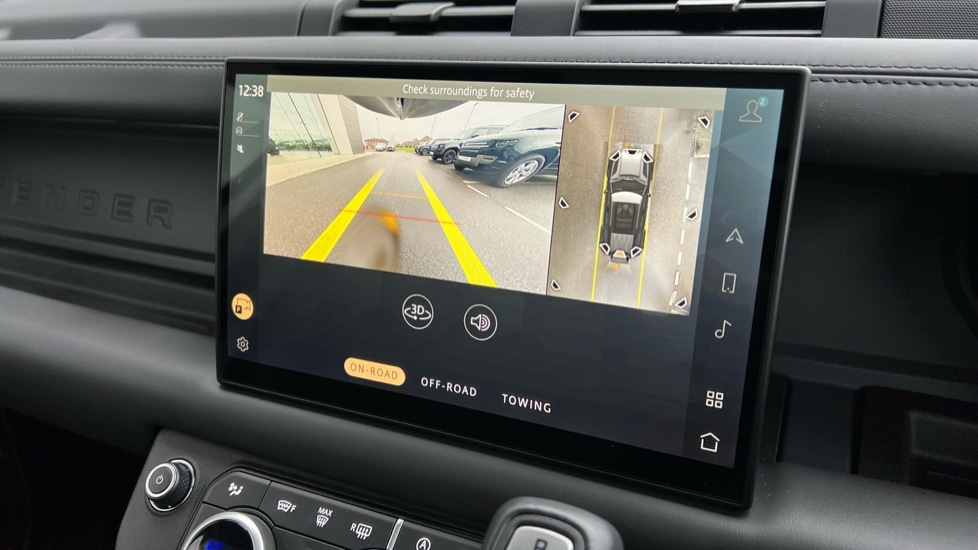 Used Land Rover Defender 2024 for sale - 76999520: Photo 12