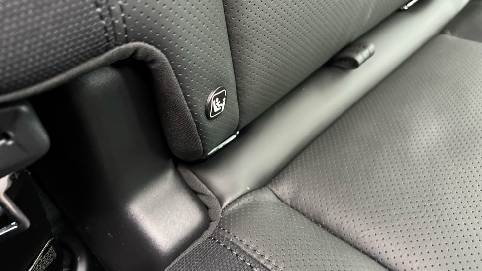 Used Land Rover Defender 2024 for sale - 76999520: Photo 53