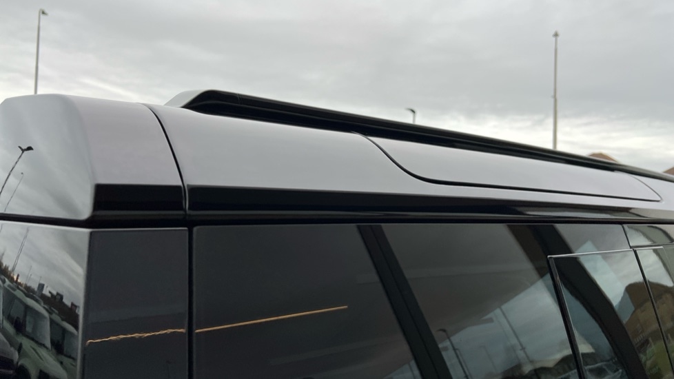 Used Land Rover Defender 2024 for sale - 76999520: Photo 60