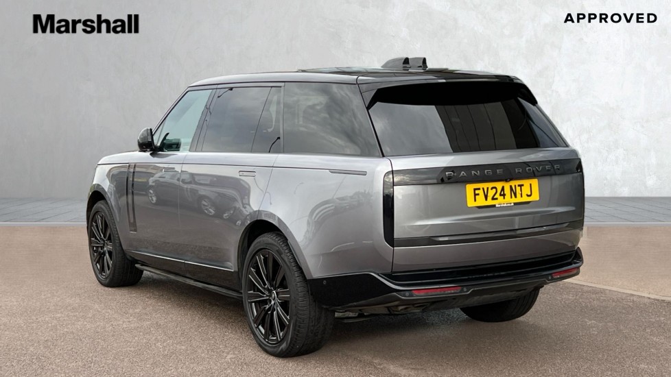 Used Land Rover Range Rover 2024 for sale - 76459046: Photo 2