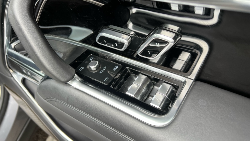 Used Land Rover Range Rover 2024 for sale - 76459046: Photo 24